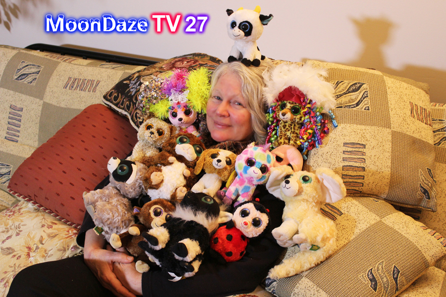 MoonDaze TV 27 - Photo 05