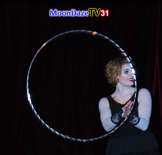 MoonDaze TV 31 - Photo 03